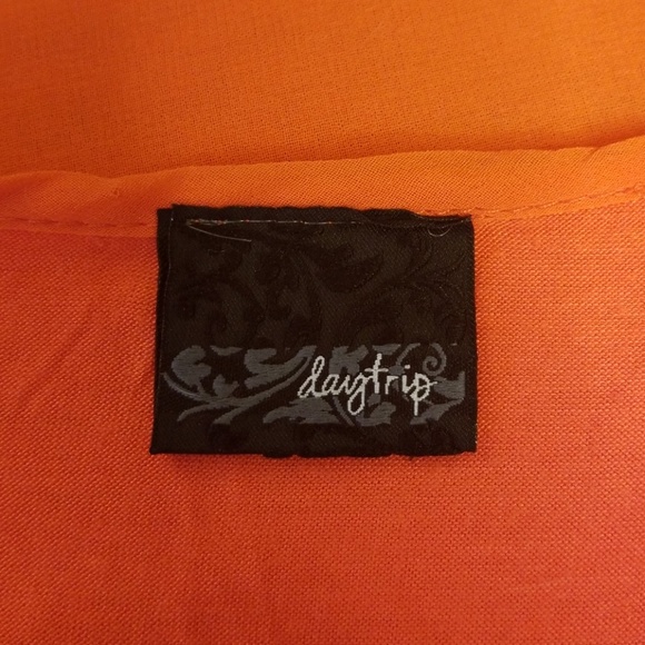 Coral Daytrip Shirt - Picture 5 of 6